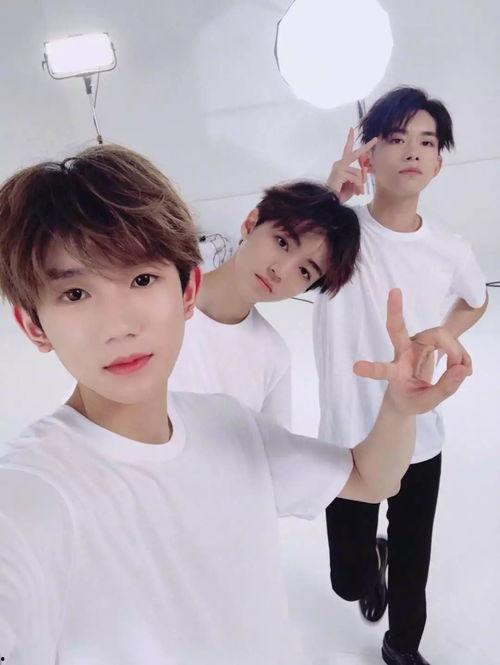 tfboys买票吃瓜,明星效应下的“吃瓜”众生相